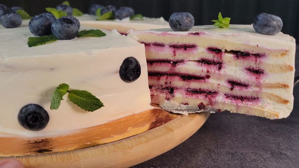 Пушистый крем-чиз на сливках: идеальный выбор для домашних тортов