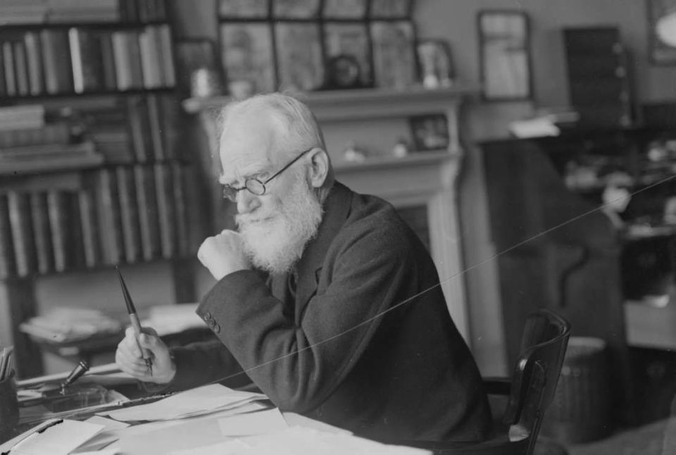 Пять типов людей, которых не стоит пускать в дом, даже с улыбкой