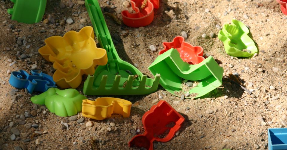 Правила установки и ухода за детскими песочницами на придомовых территориях