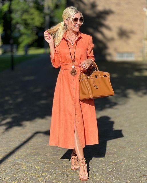 Как выбрать идеальное платье: советы для женщин после 50