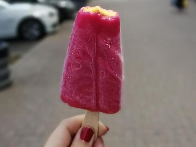 Плошка мороженого с неожиданным «букетом»: стекло и сальмонелла в продукции «Коровка из Кореновки»