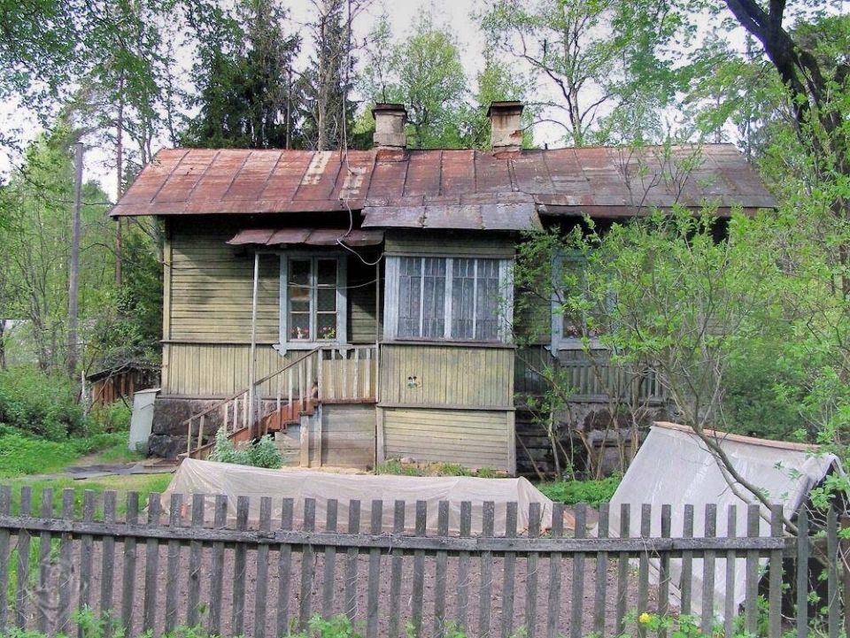 Новые штрафы за заброшенные участки и неиспользуемые строения: что нужно знать владельцам