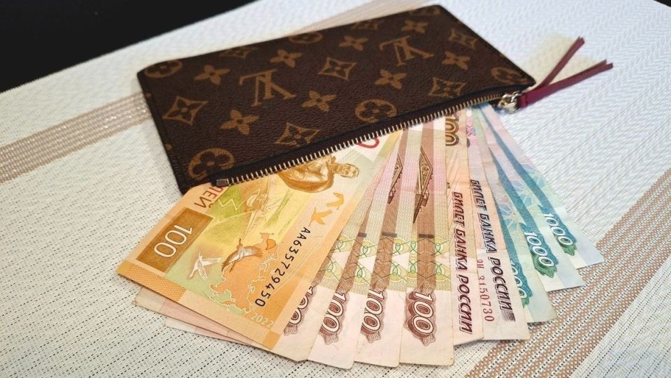 Пенсионерам России выплатят январские пособия уже в декабре