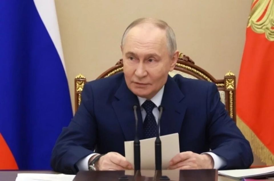 Путин подписал более 1300 документов за 2025 год