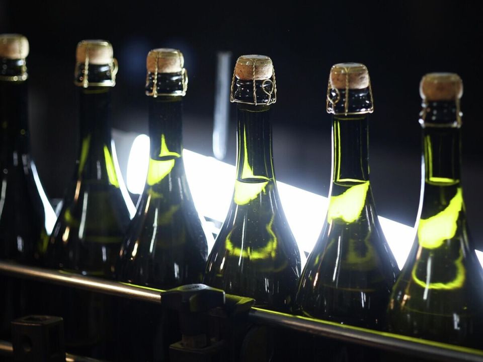 ������� ���������� ��������� ���� � ��������� � ���������