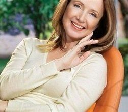 Как стать на несколько лет моложе: секреты красоты и свежести для женщин